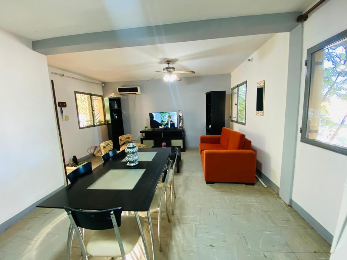 House G&S, Depto Con 3 Dormitorios Para 7 Personas Pleno Centro De La Ciudad Puerto Iguazú Exterior foto